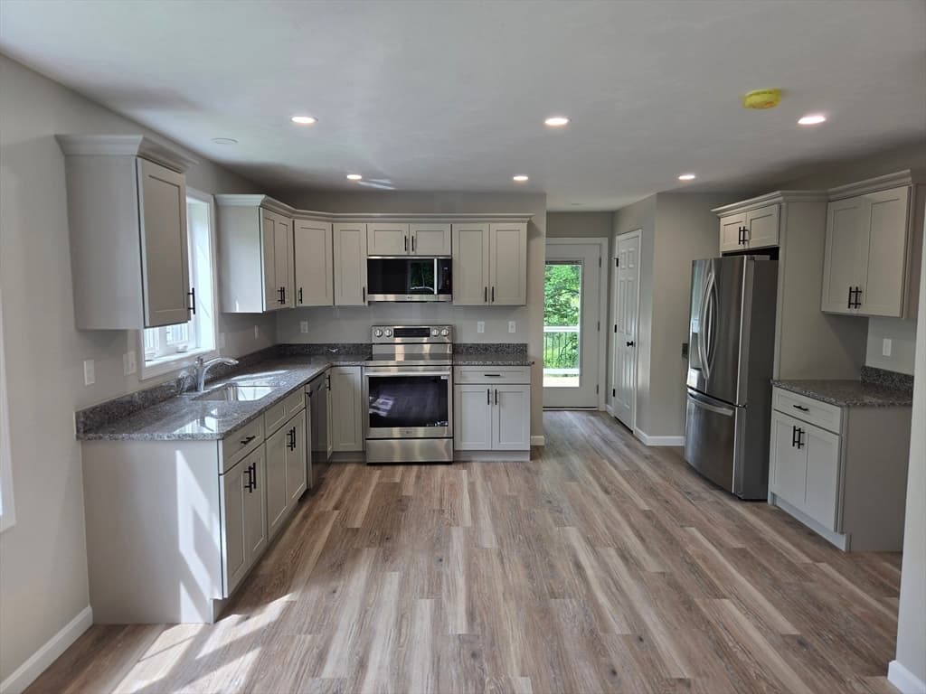 Single Family Residence at 71 Pine St # A, Warren MA 01083, Warren, photo 2 of 24