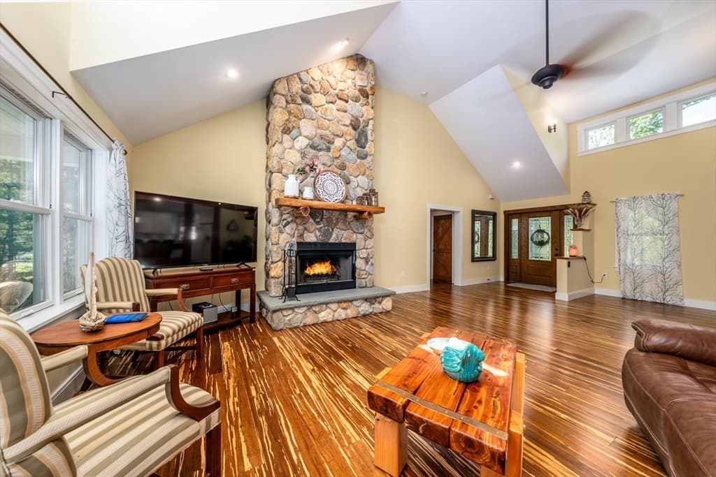 265 Cotuit Rd, Mashpee MA 02649 photo 6