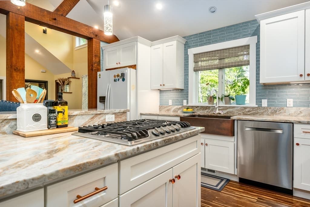 265 Cotuit Rd, Mashpee MA 02649 photo 12