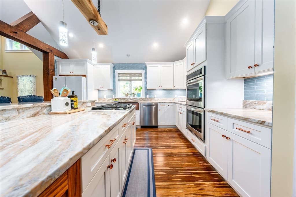 265 Cotuit Rd, Mashpee MA 02649 photo 9