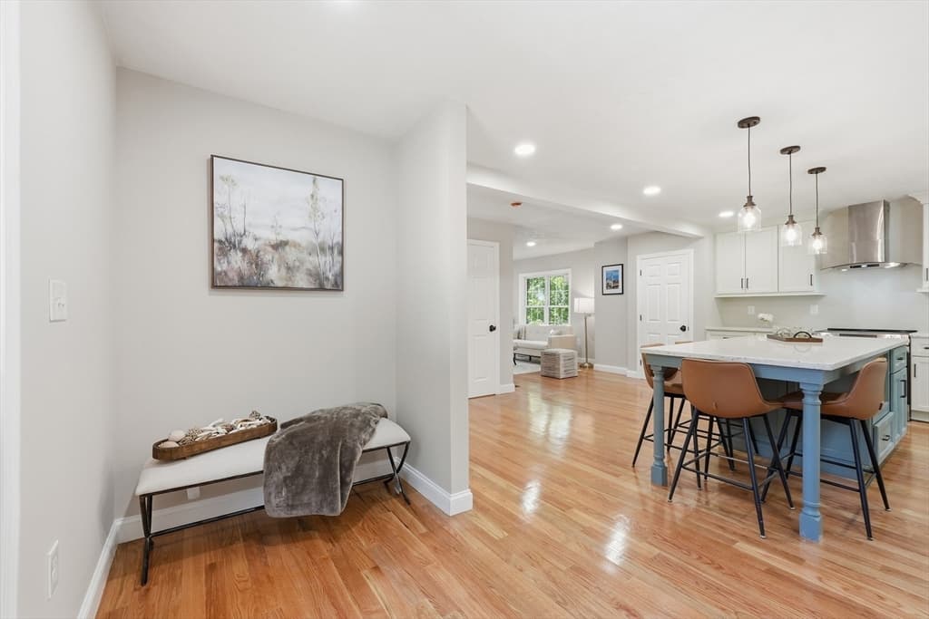 Single Family Residence at 330 Leicester St, Auburn MA 01501, photo 15 of 28