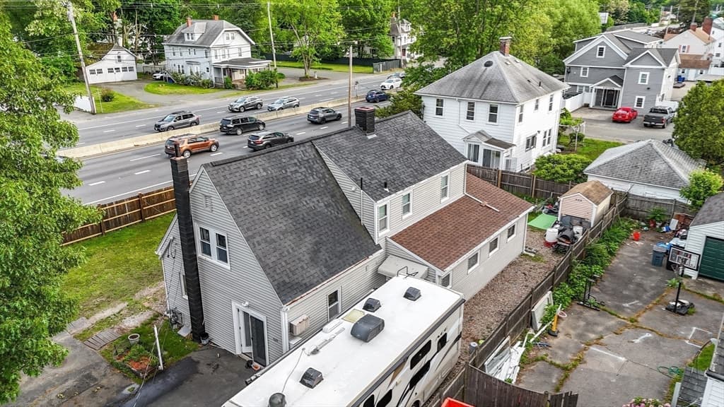 Single Family Residence at 628 Broadway - Aka Ward Ter, Lynnfield MA 01940, photo 4 of 42