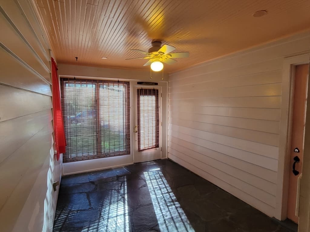 Single Family Residence at 1 Park Street, Athol MA 01331, photo 13 of 39