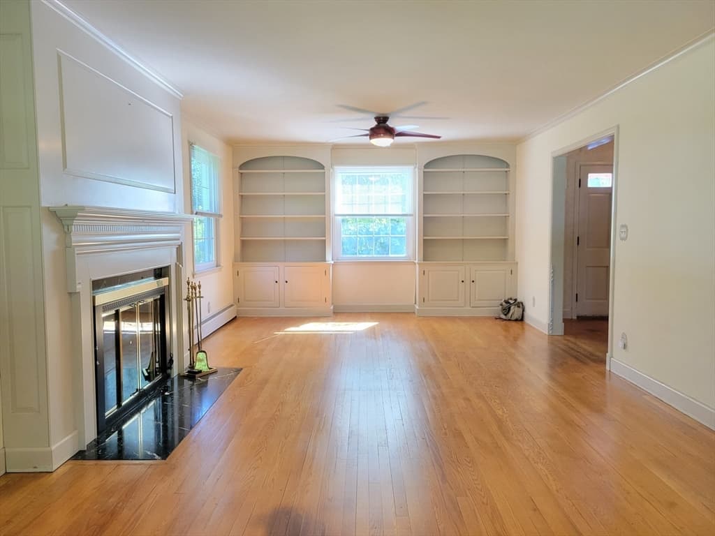 Single Family Residence at 1 Park Street, Athol MA 01331, photo 5 of 39