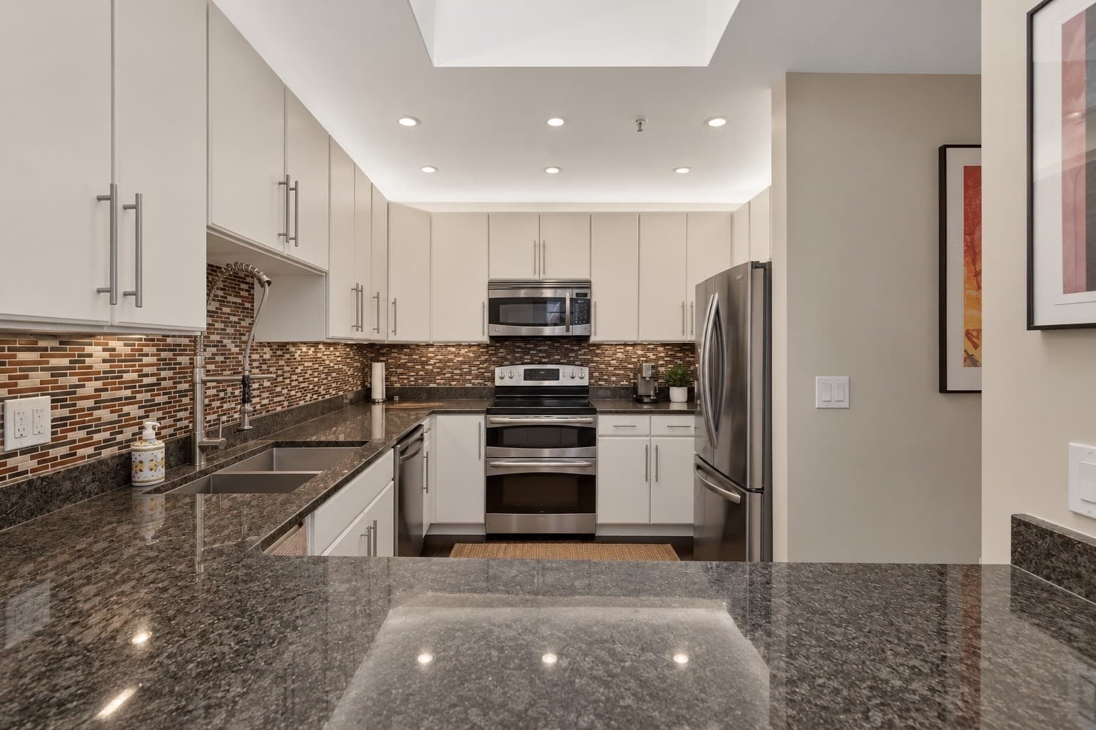 Condominium at 567 Tremont # 32, Boston MA 02118, photo 2 of 18