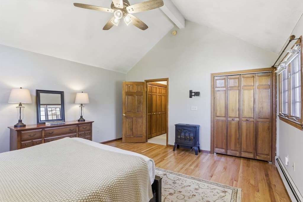25 Thomas Pl, Leominster MA 01453 photo 18