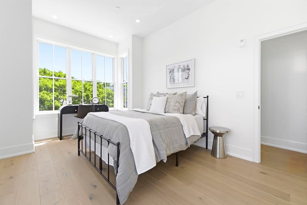 Condominium at 4471 Washington St # 1, Boston MA 02131, Boston, photo 22 of 30