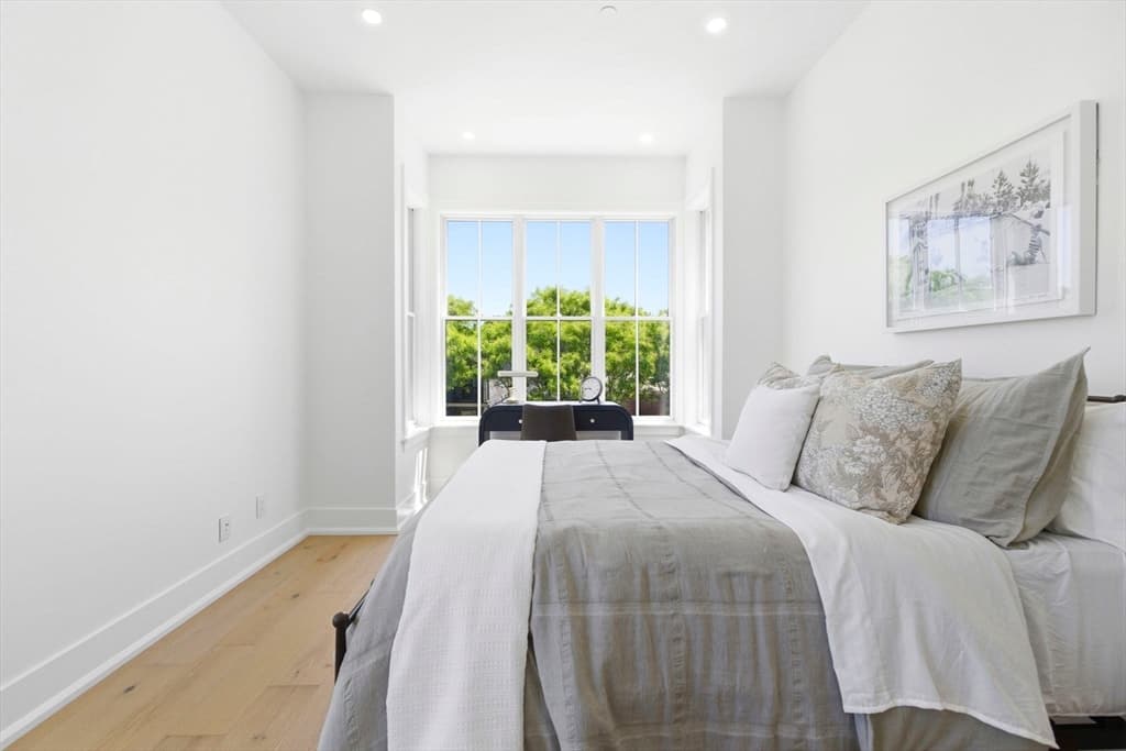 Condominium at 4471 Washington St # 1, Boston MA 02131, Boston, photo 21 of 30
