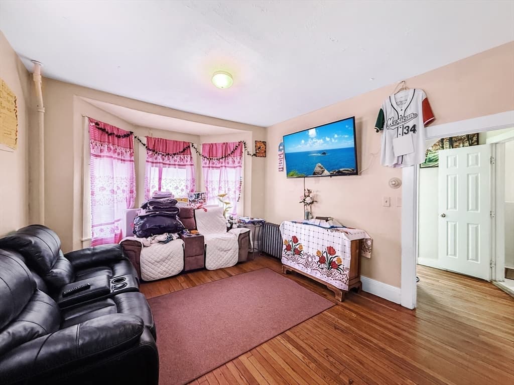 3 Family at 17-19 Acorn St, Lynn MA 01902, photo 7 of 39