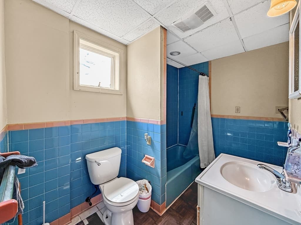 3 Family at 17-19 Acorn St, Lynn MA 01902, photo 30 of 39