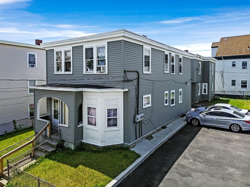 3 Family at 17-19 Acorn St, Lynn MA 01902, photo 34 of 39