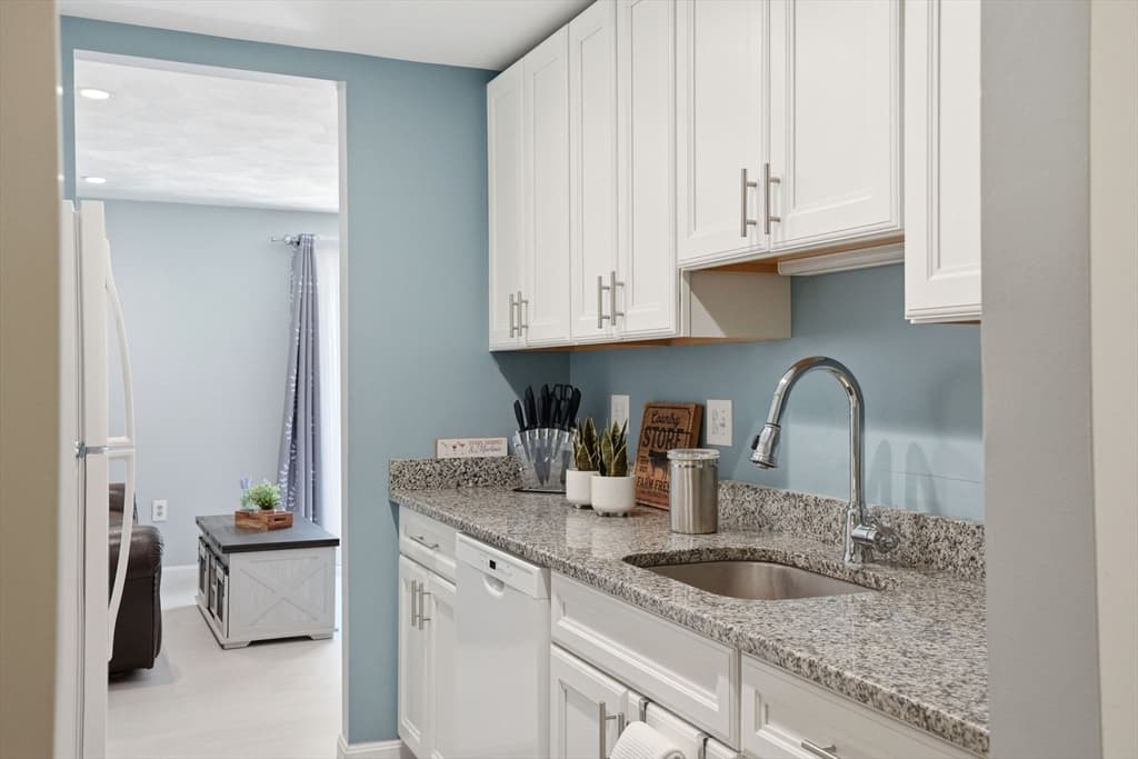 107 Patrick Rd # 107, Tewksbury MA 01876 photo 10