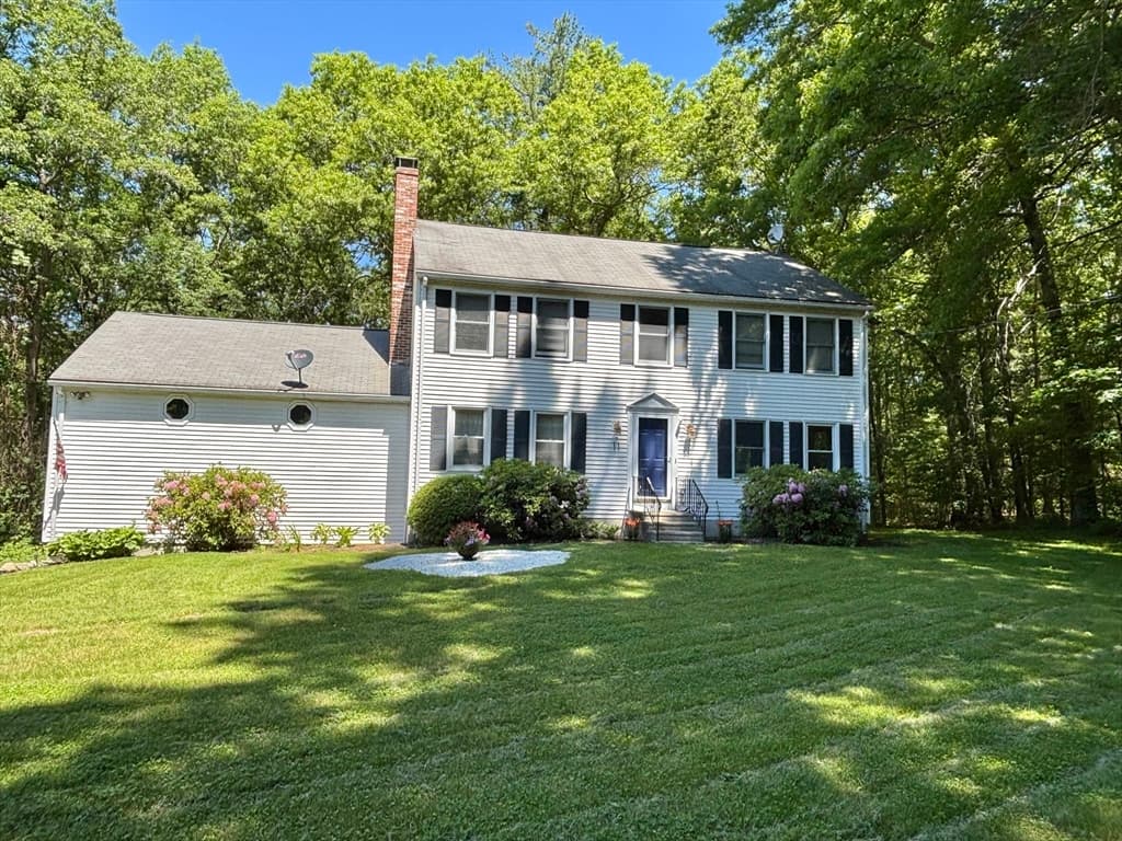 Single Family Residence at 11 Quail Run, Bellingham MA 02019, Bellingham, photo 2 of 30