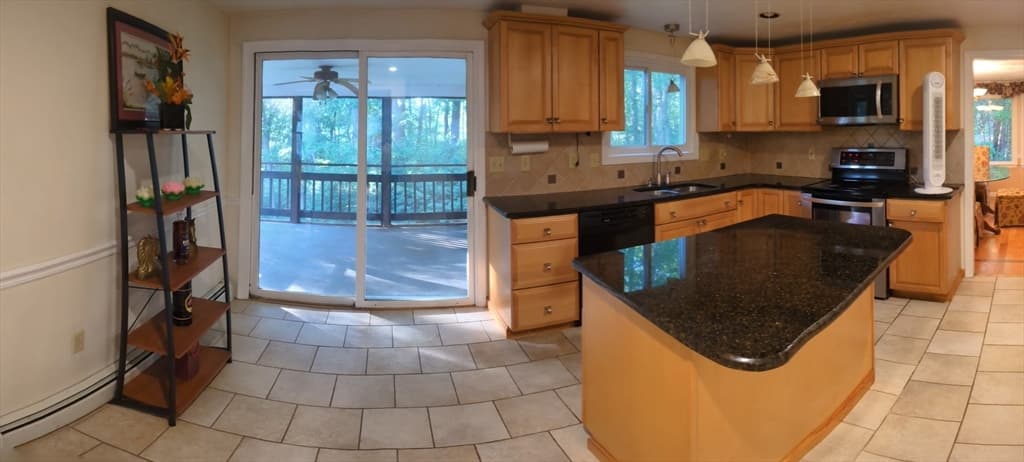 Single Family Residence at 11 Quail Run, Bellingham MA 02019, Bellingham, photo 22 of 30