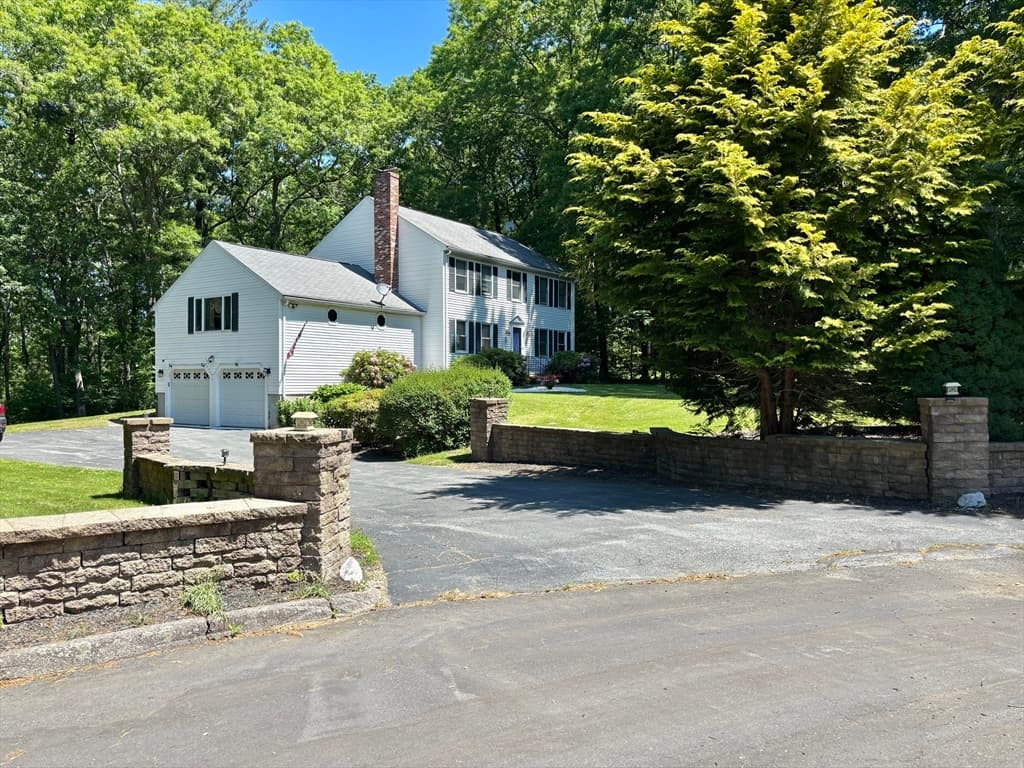 Single Family Residence at 11 Quail Run, Bellingham MA 02019, Bellingham