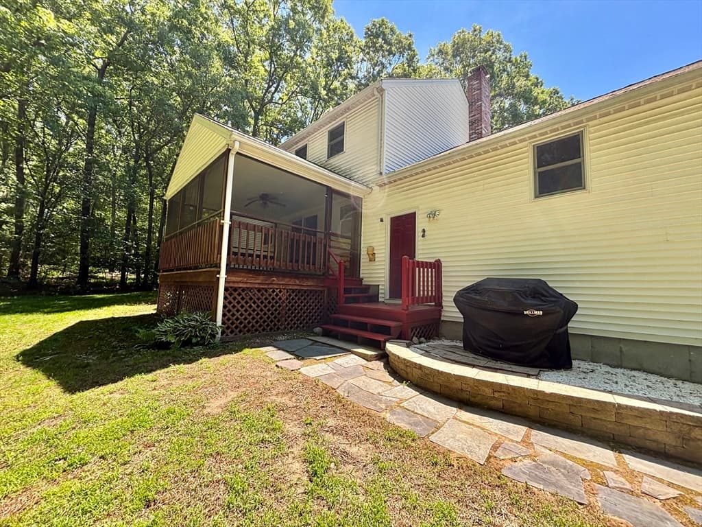 Single Family Residence at 11 Quail Run, Bellingham MA 02019, Bellingham, photo 18 of 30