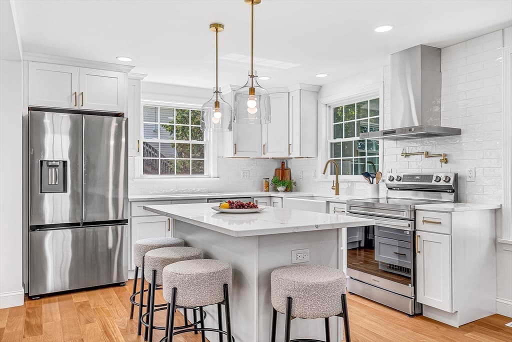 87 School Street., Hanover MA 02339 photo 3