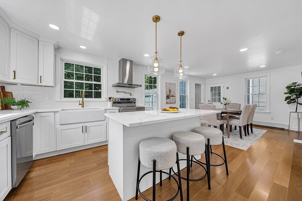 87 School Street., Hanover MA 02339 photo 4