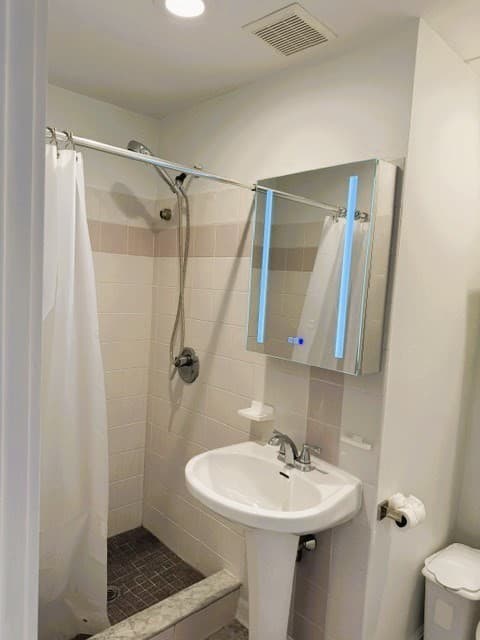 Condominium at 118 Trowbridge St # 6, Cambridge MA 02138, Cambridge, photo 17 of 26