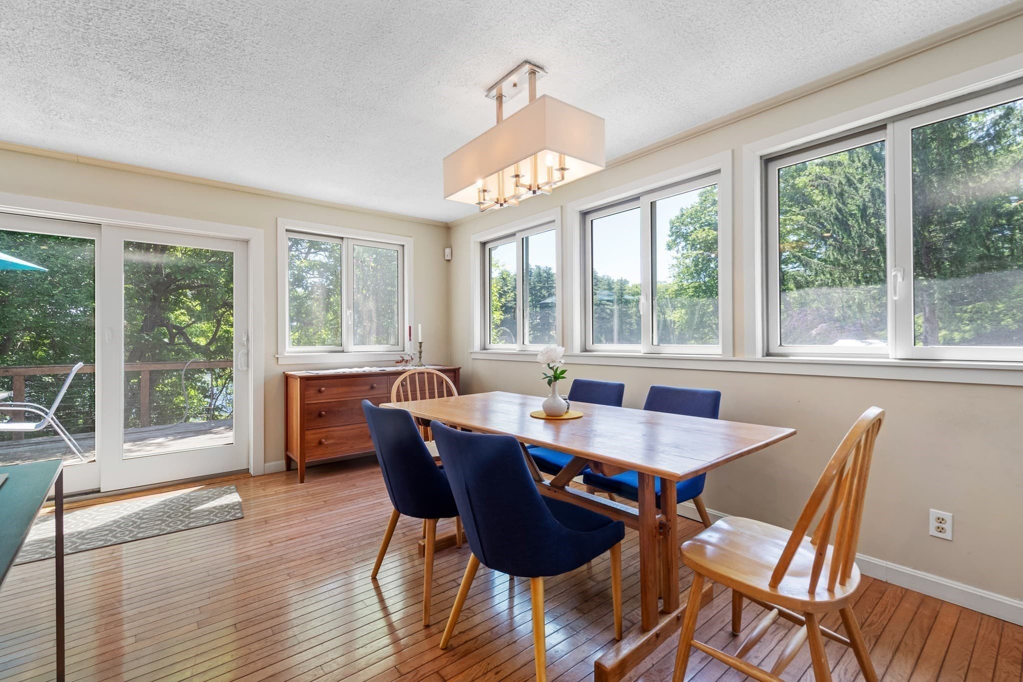 Single Family Residence at 303 Lakeshore Dr, Marlborough MA 01752, Marlborough, photo 12 of 41