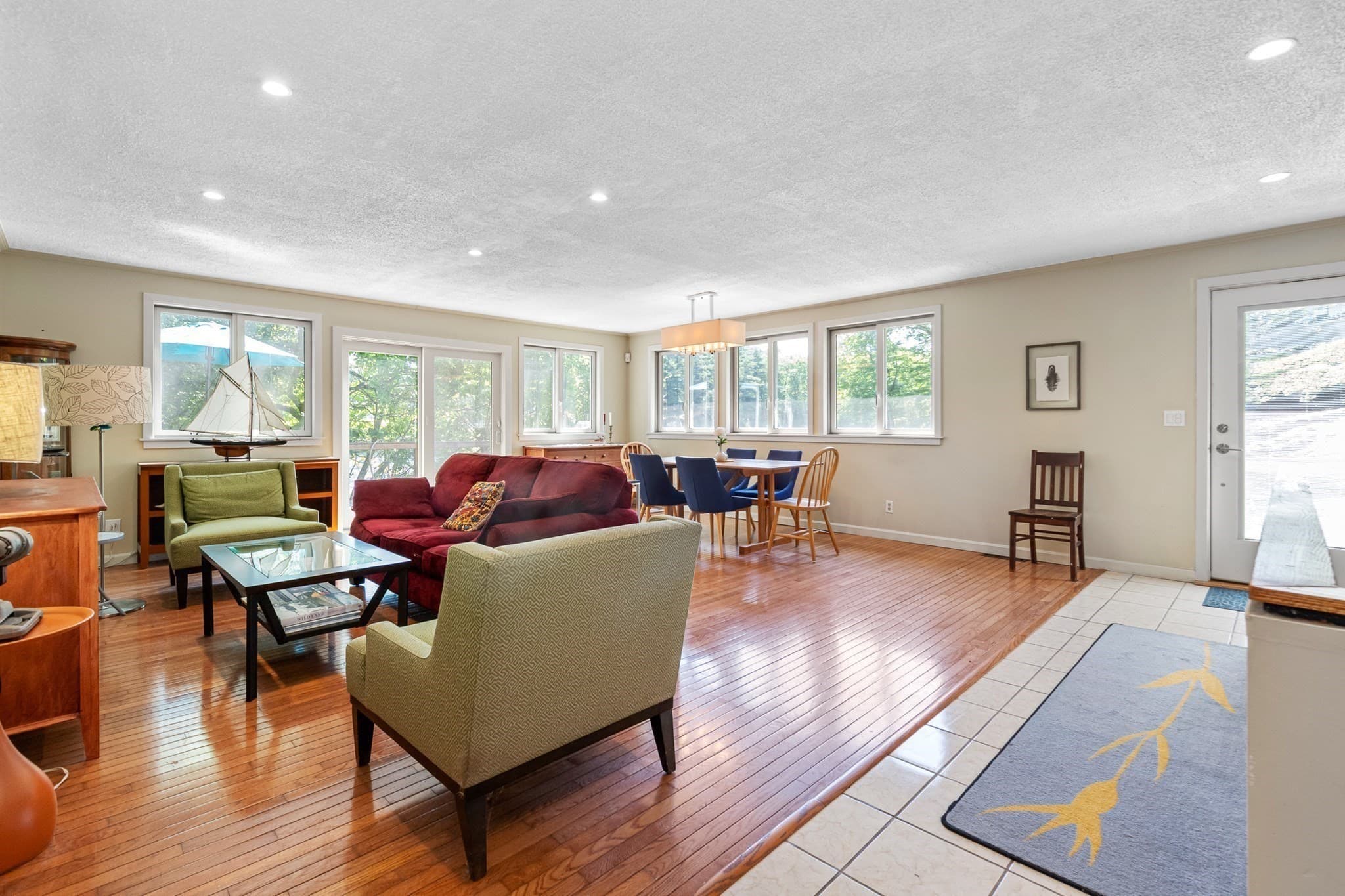 Single Family Residence at 303 Lakeshore Dr, Marlborough MA 01752, Marlborough, photo 15 of 41