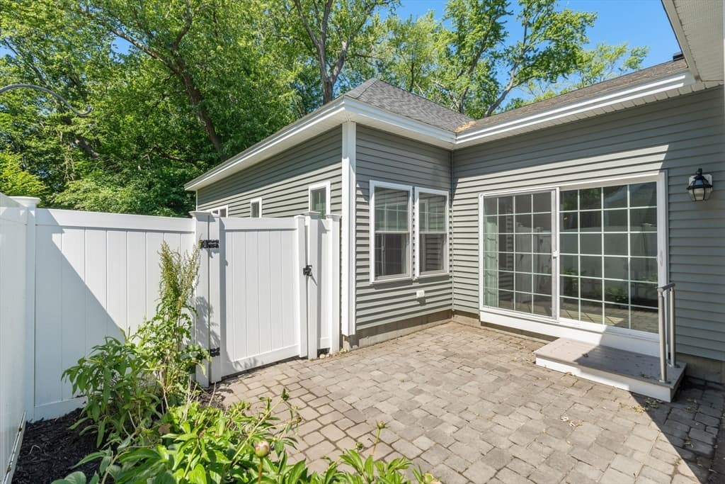 Condominium at 36 Elm Street # A, Salisbury MA 01952, photo 27 of 35