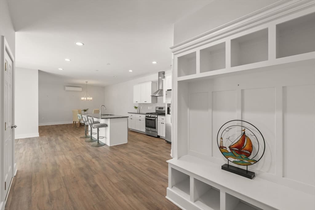 Condominium at 36 Elm Street # A, Salisbury MA 01952, photo 9 of 35