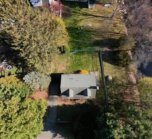 Residential at 48 River Ave, Newton MA 02464, photo 5 of 9