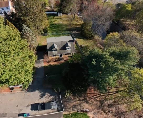Residential at 48 River Ave, Newton MA 02464, photo 4 of 9