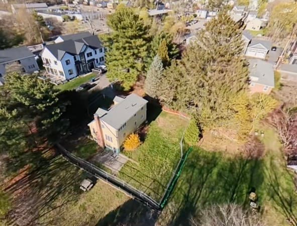 Residential at 48 River Ave, Newton MA 02464, photo 8 of 9