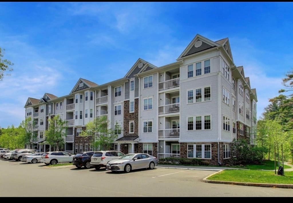 Condominium at 62 Abigail Way # 4007, Reading MA 01867, Reading, photo 10 of 10