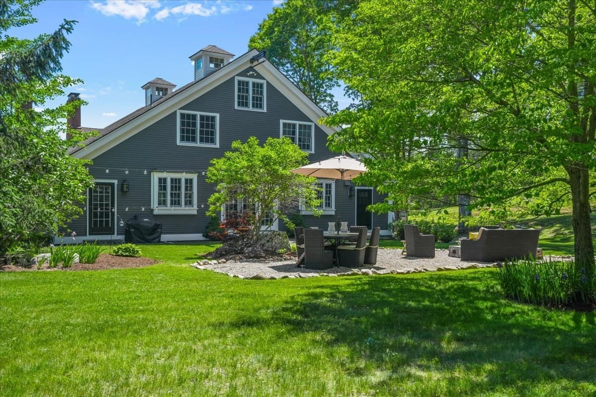 Single Family Residence at 26 Neal Gate St, Scituate MA 02066, photo 7 of 42