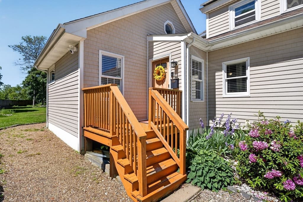 Single Family Residence at 58 Ocean Grove Ave, Swansea MA 02777, photo 3 of 31