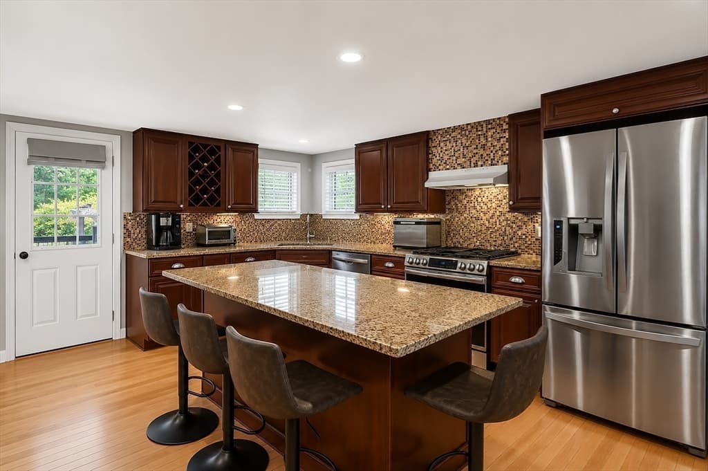 Single Family Residence at 58 Ocean Grove Ave, Swansea MA 02777, photo 9 of 31