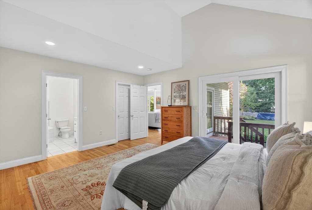 Condominium at 36 Roosevelt Rd # 36, Lexington MA 02420, Lexington, photo 12 of 23