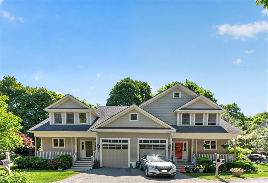 Condominium at 36 Roosevelt Rd # 36, Lexington MA 02420, Lexington, photo 20 of 23