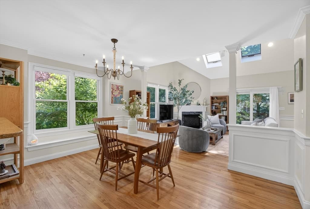 Condominium at 36 Roosevelt Rd # 36, Lexington MA 02420, Lexington, photo 4 of 23