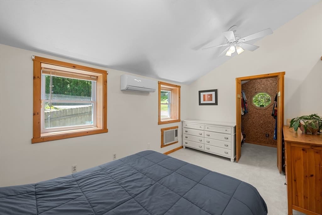 Single Family Residence at 21 Carrier Lane, Sutton MA 01590, photo 23 of 42
