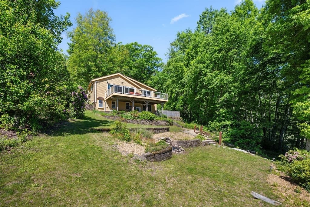 Single Family Residence at 21 Carrier Lane, Sutton MA 01590, photo 36 of 42
