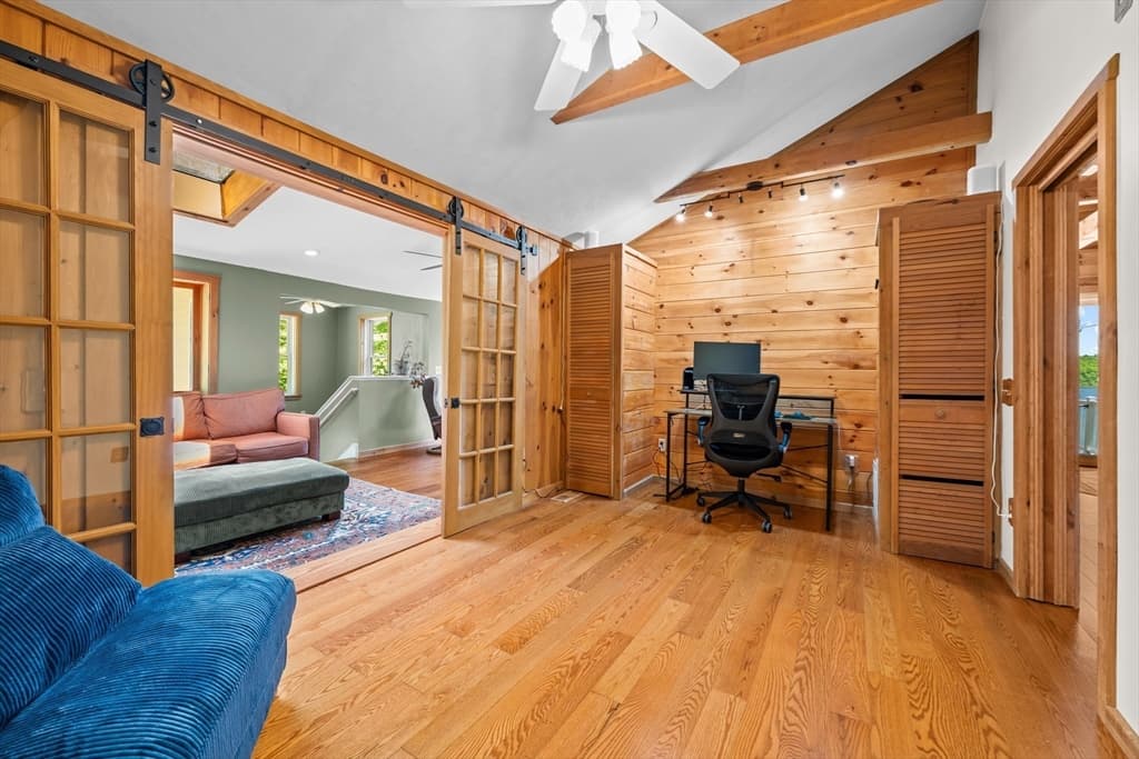 Single Family Residence at 21 Carrier Lane, Sutton MA 01590, photo 19 of 42