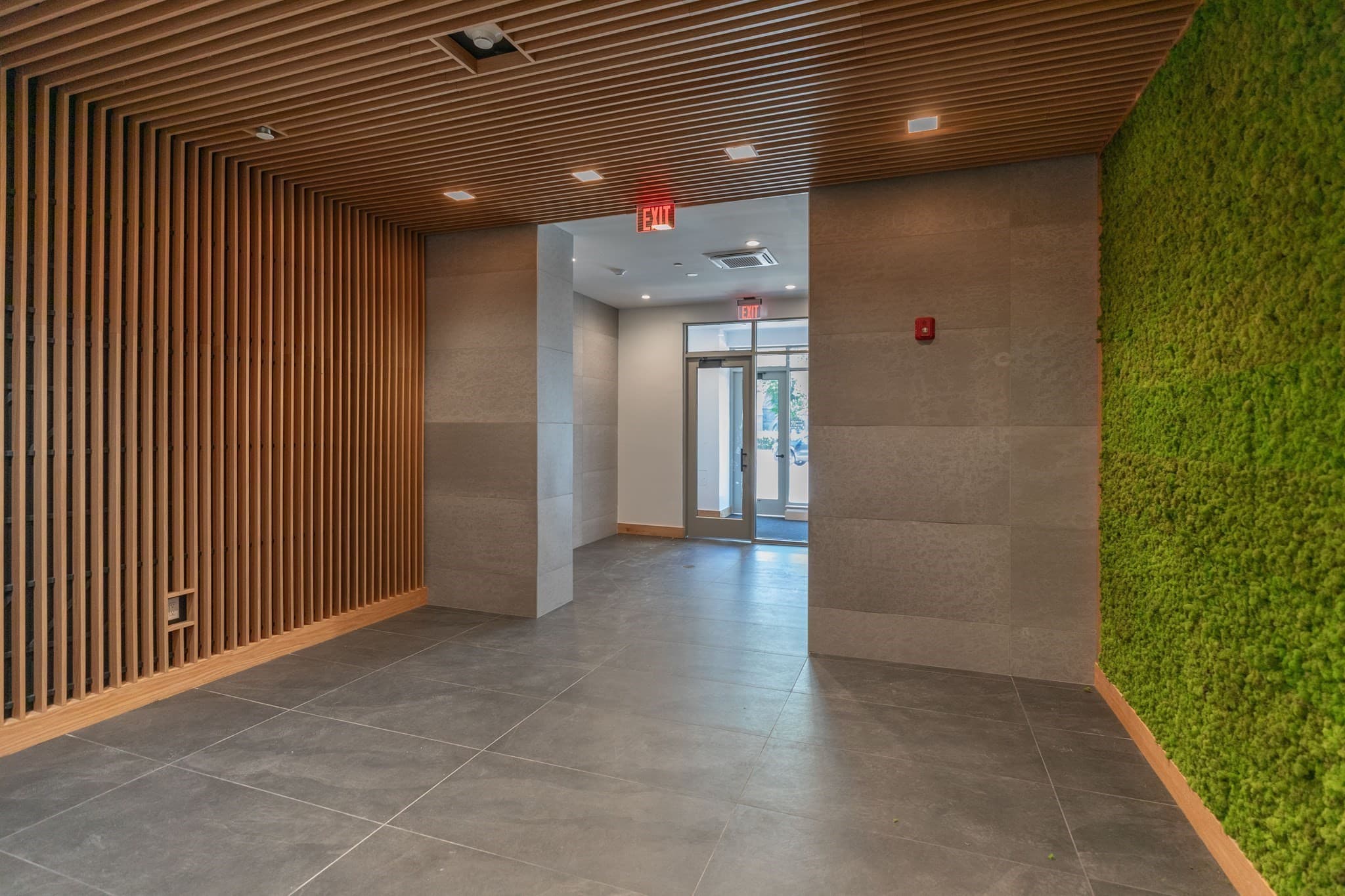 Condominium at 1395 Washington Street # 402, Boston MA 02118, photo 17 of 28