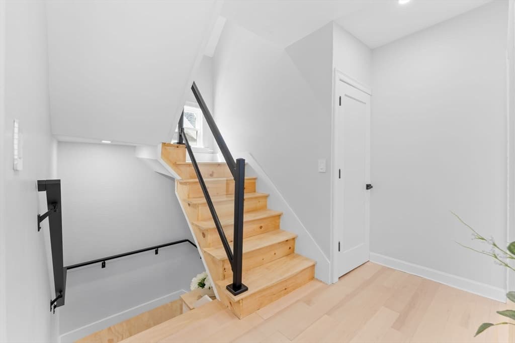 446 Broadway # 2, Somerville MA 02145 photo 17