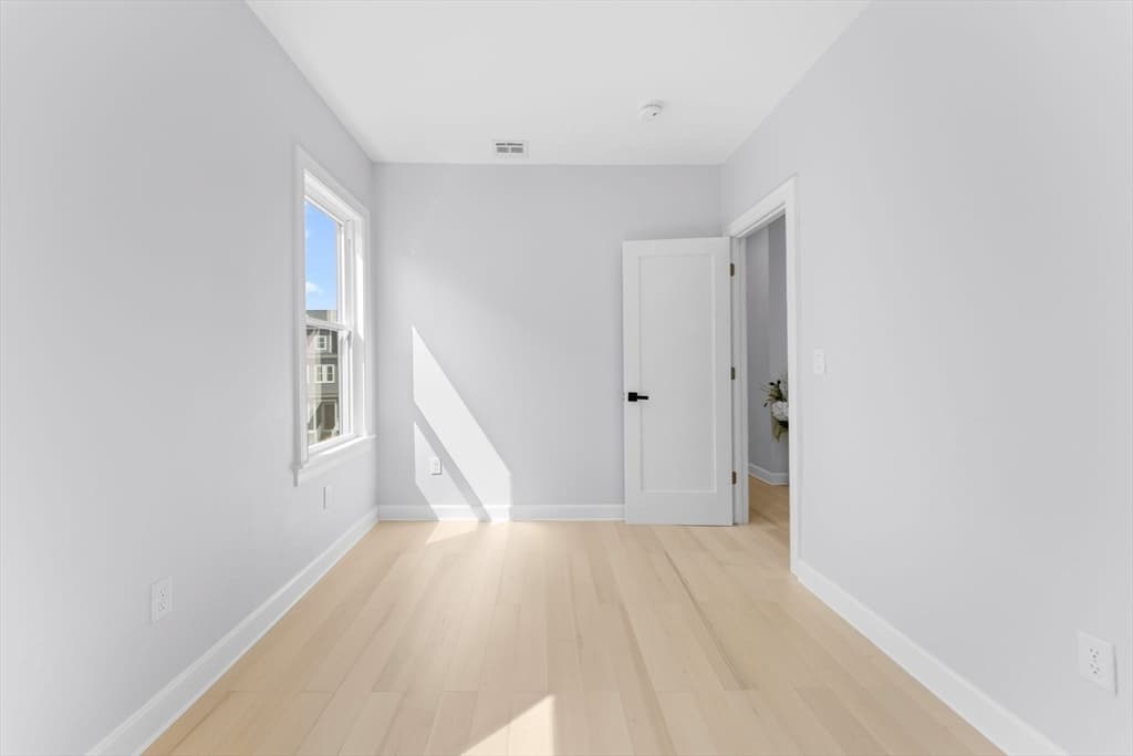 446 Broadway # 2, Somerville MA 02145 photo 15