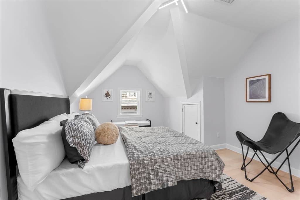 446 Broadway # 2, Somerville MA 02145 photo 21