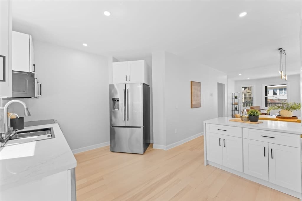 446 Broadway # 1, Somerville MA 02145 photo 2