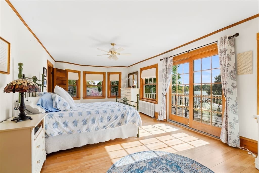 Single Family Residence at 9 White Ave, Wakefield MA 01880, photo 16 of 38