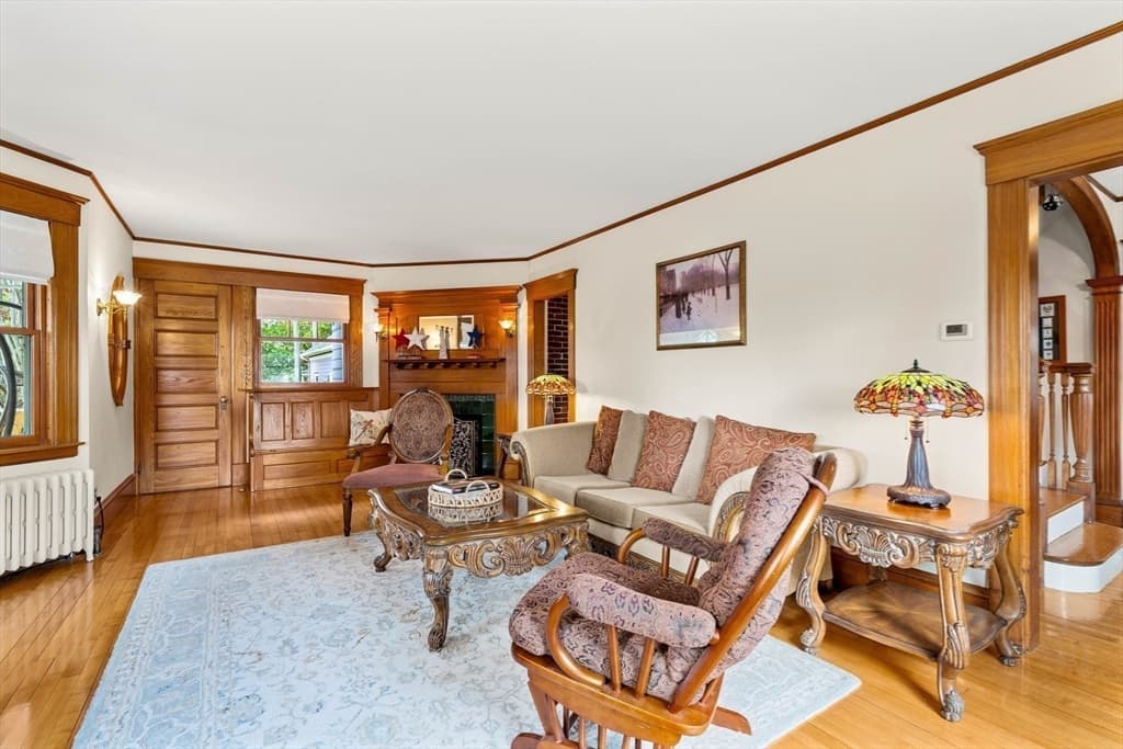 Single Family Residence at 9 White Ave, Wakefield MA 01880, photo 10 of 38