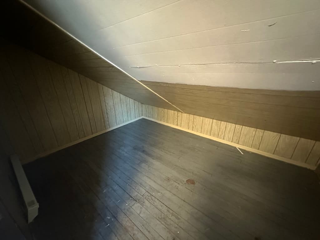 Single Family Residence at 1 Eames Ave, Worcester MA 01603, photo 12 of 24