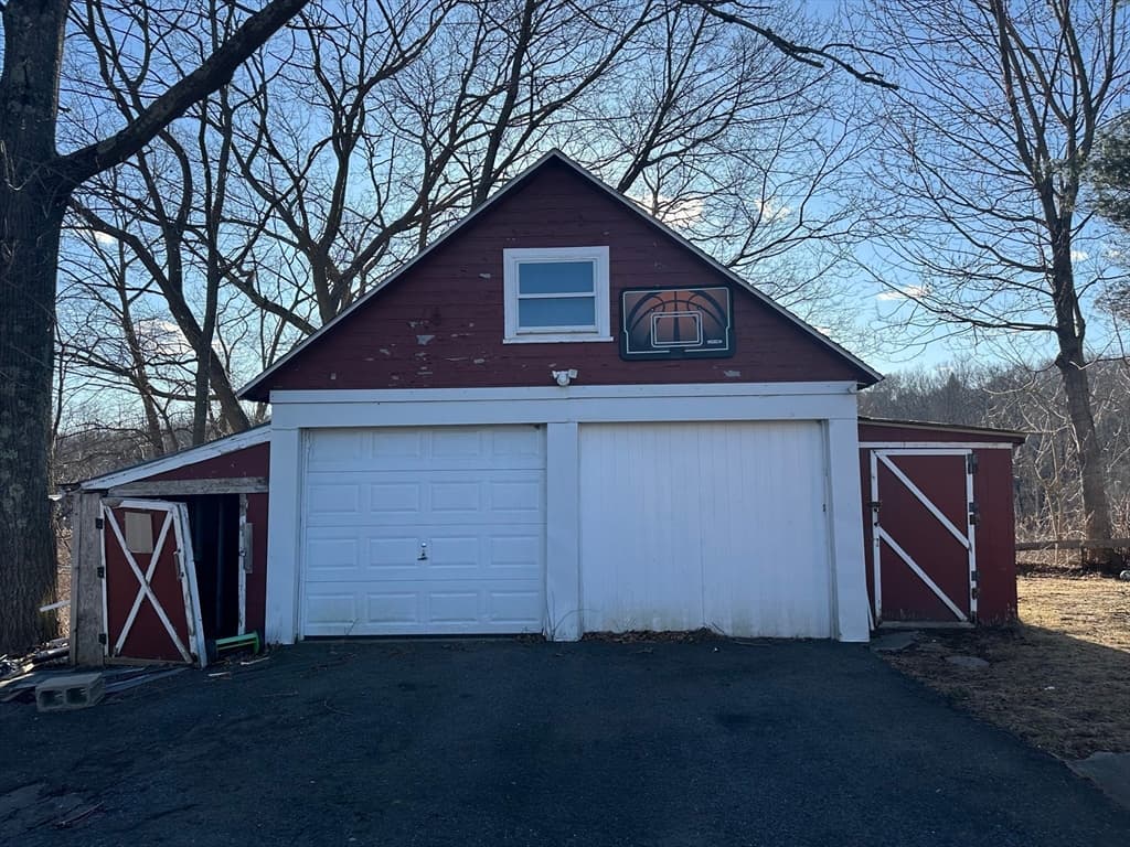 Single Family Residence at 1 Eames Ave, Worcester MA 01603, photo 24 of 24
