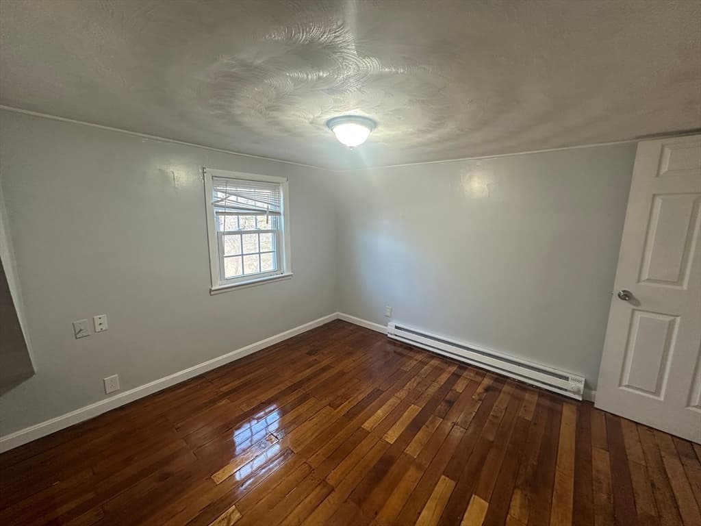 Single Family Residence at 1 Eames Ave, Worcester MA 01603, photo 14 of 24